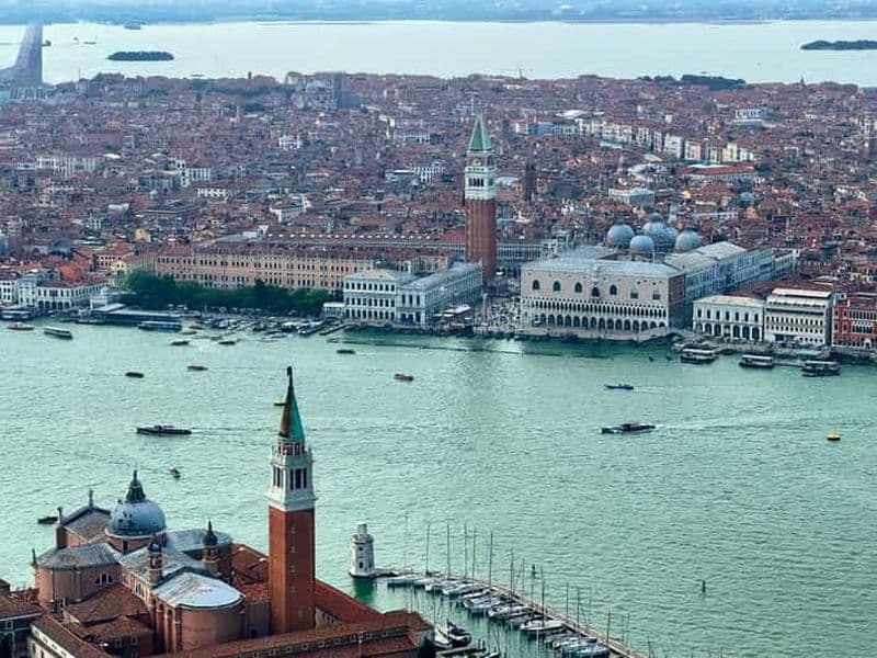 Billet Venise : tour en hélicoptère de Venise, de la lagune et des îles