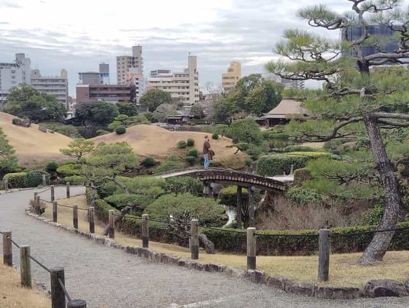 Kumamoto : visite guidée à pied du parc Suizenji avec thé