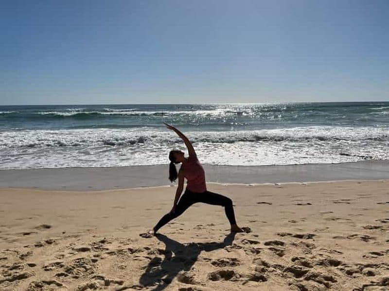 Cours de yoga à Manly Beach