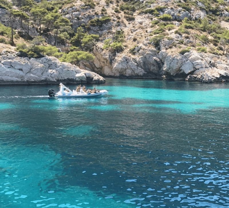 La Ciotat : tour en bateau dans les Calanques avec baignade
