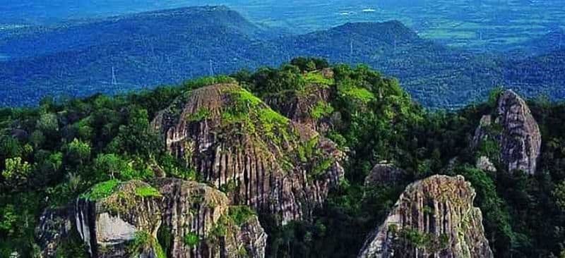 Billet YOGYAKARTA ESCALADE DOUCE DU MONT NGLANGGERAN ET DE LA GROTTE DE PINDUL