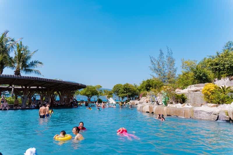 Nha Trang : Excursion de luxe avec plongée en apnée dans l'océan avec barbecue et bain de boue