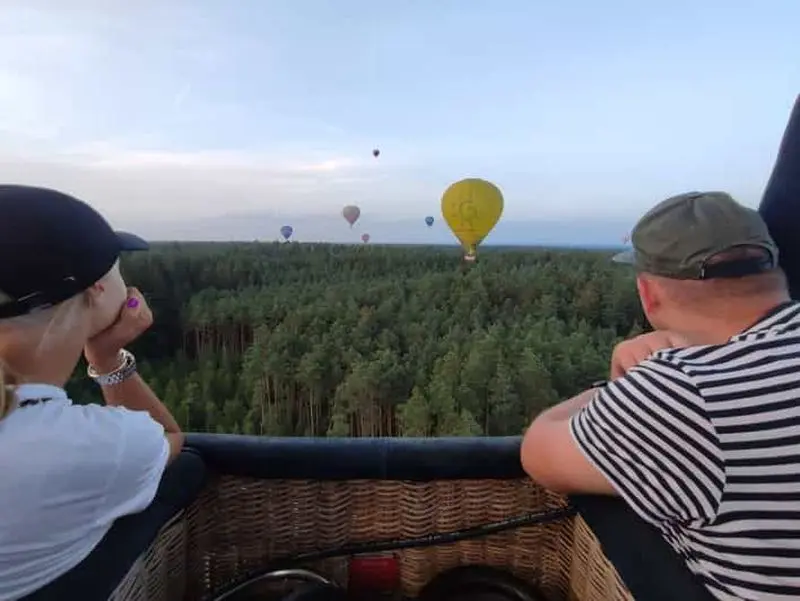 Billet De Vilnius : Vol en montgolfière dans la banlieue avec transfert à l'hôtel