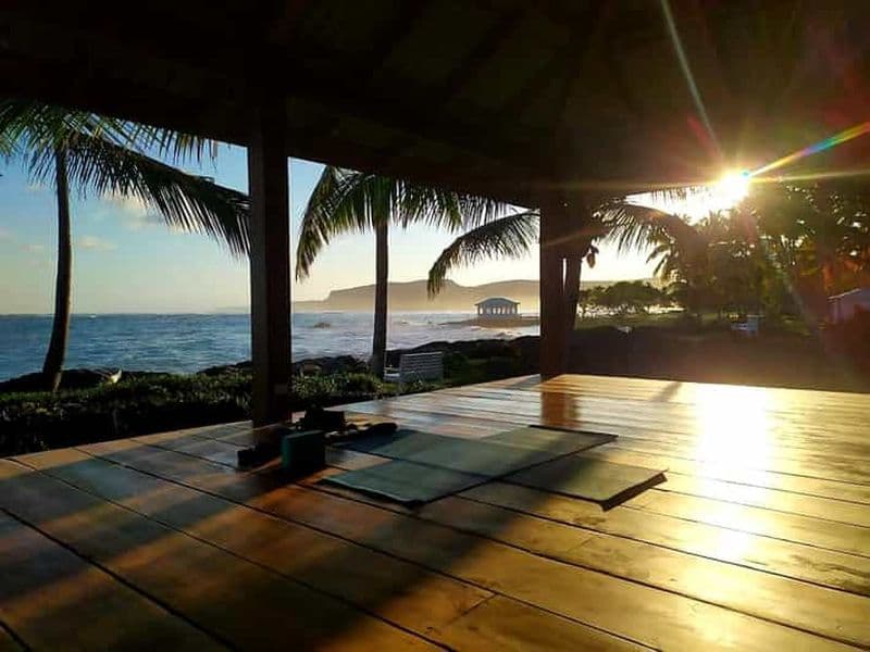 Billet Las Galeras : yoga matinal ou yoga aérien à la Villa Serena