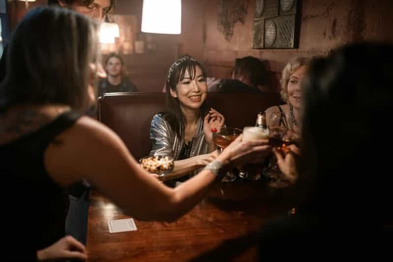 Billet Katmandou : vie nocturne et tournée des bars