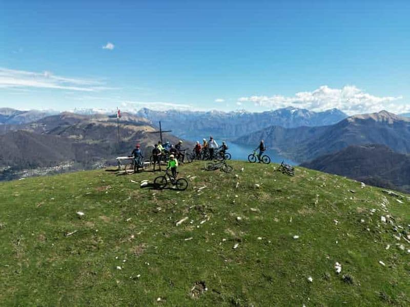 Lac de Côme : excursion en vélo électrique dans la vallée d'Intelvi - Mont Crocione