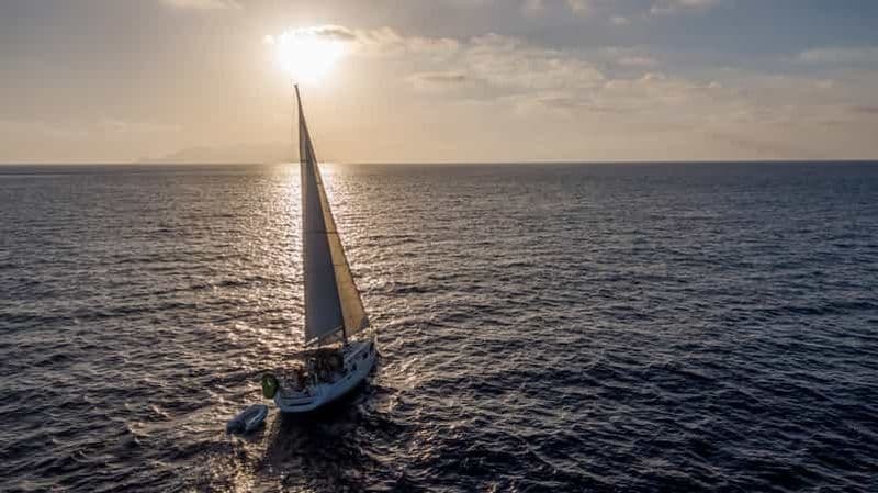 Au départ de Trapani : Excursion en voilier d'une journée à Favignana et Levanzo
