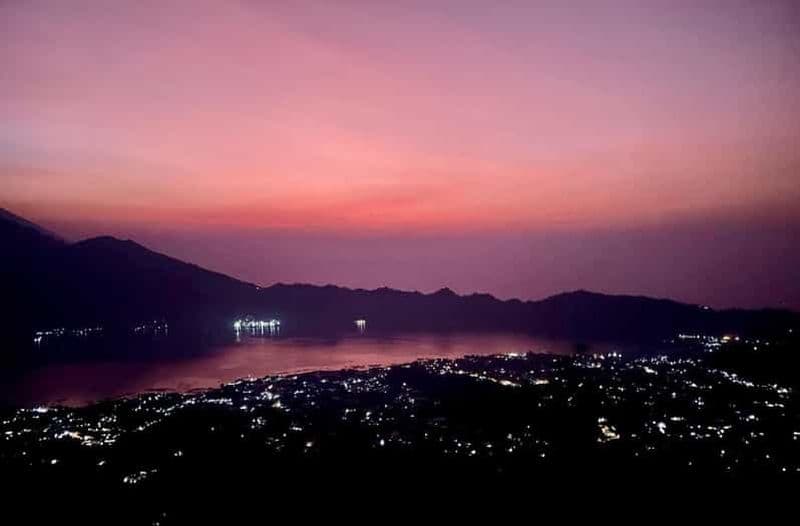 Bali : Canoë à l'aube, grillades de pêcheur et sources chaudes