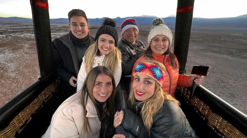 Vallée de Colchagua, Santa Cruz de Chile Montée en montgolfière au lever du soleil