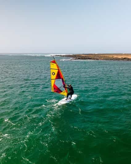 Cours de planche à voile pour débutants à El Cotillo (4 heures)