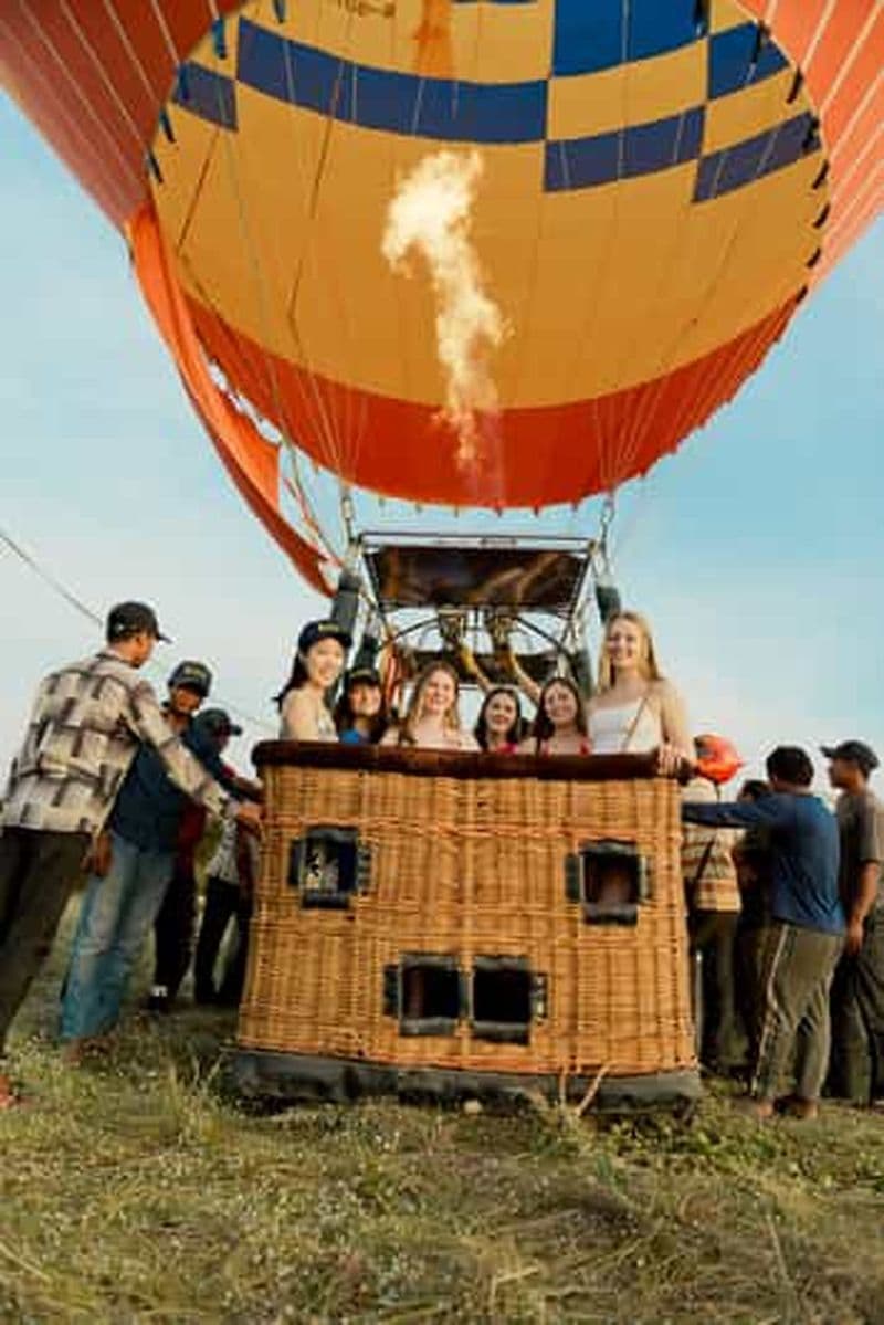 Depuis Krong Siem Reap : Vol en montgolfière à Angkor avec prise en charge