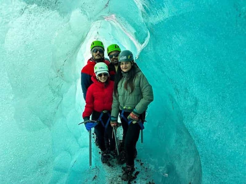 Skaftafell : visite de la grotte de glace et randonnée glaciaire