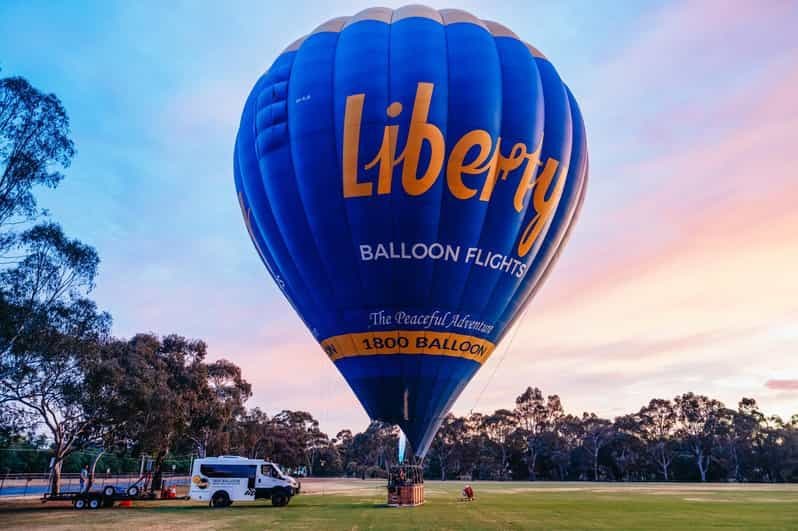 Melbourne : Vol en montgolfière au lever du soleil avec petit-déjeuner