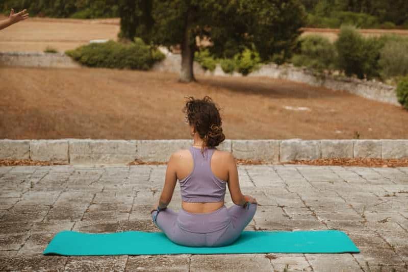 Yoga dans la vallée d'Itria