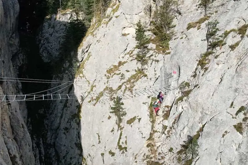 Sarajevo : escalade guidée sur la via ferrata Sokolov Put