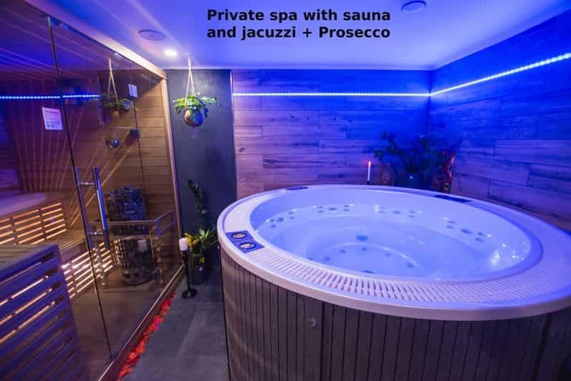 Billet Prague : Spa privé moderne avec jacuzzi et sauna