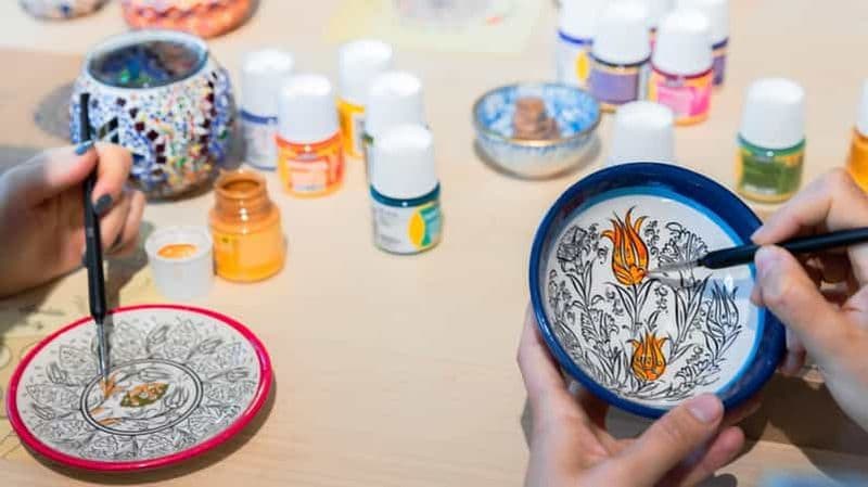 Melbourne : Cours de peinture et de dégustation d'assiettes et de bols en céramique