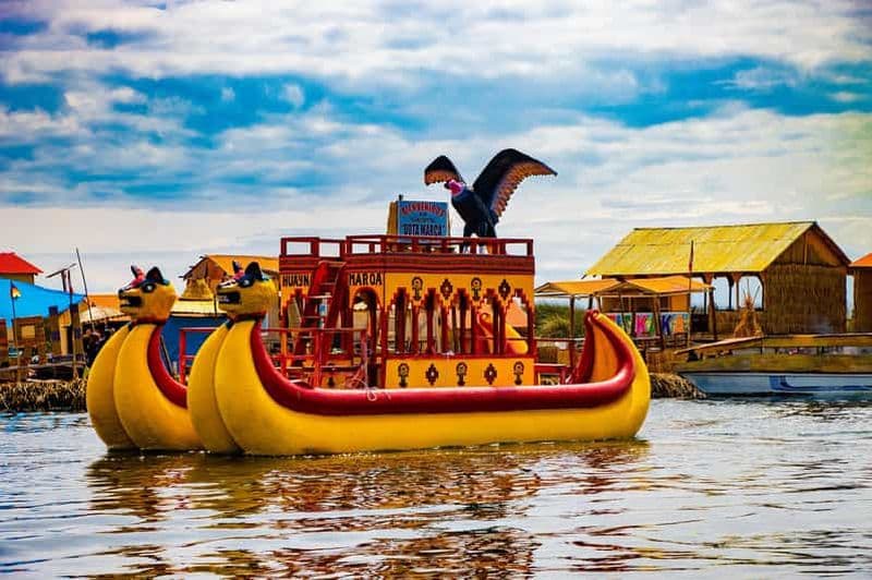 Billet Puno : excursion d'une demi-journée à l'île flottante d'Uros + réalité virtuelle