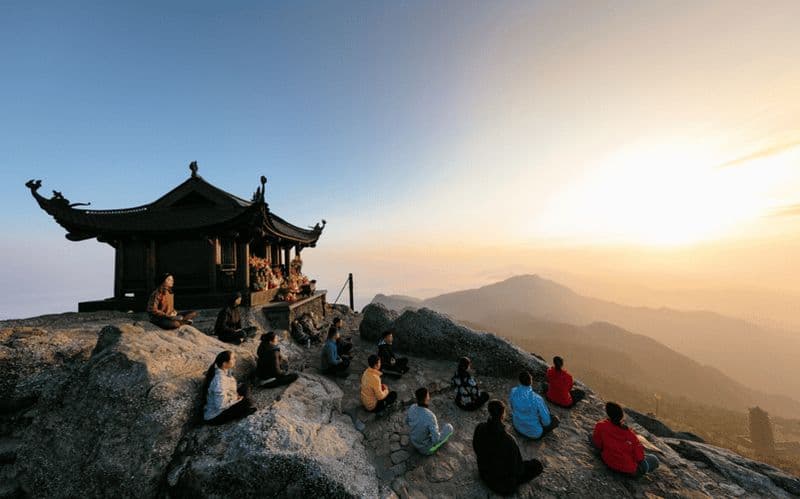 Retraite de yoga pour le Nouvel An - Montagne sacrée de Yen Tu