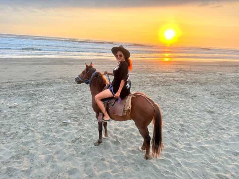 Equitation à Asia Beach Lima Pérou