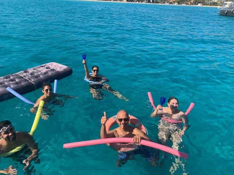 Palerme : sortie en bateau partagée d'une demi-journée avec snorkeling et collation
