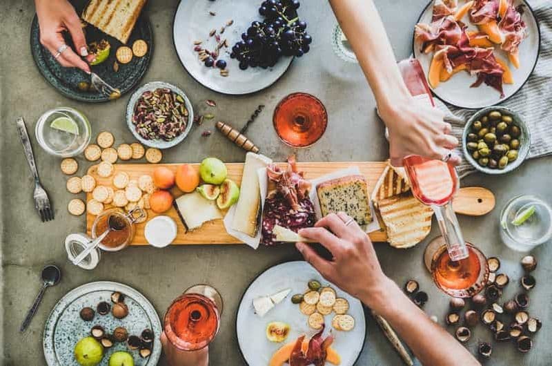 Alicante : Visite culinaire à pied avec dégustation de vins et de tapas