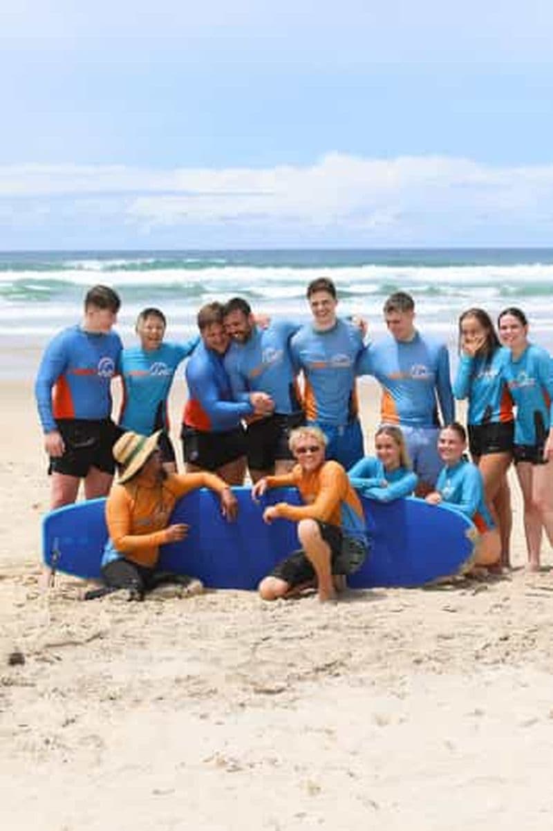 Leçon d'apprentissage du surf préférée de la Gold Coast (13 ans et plus)