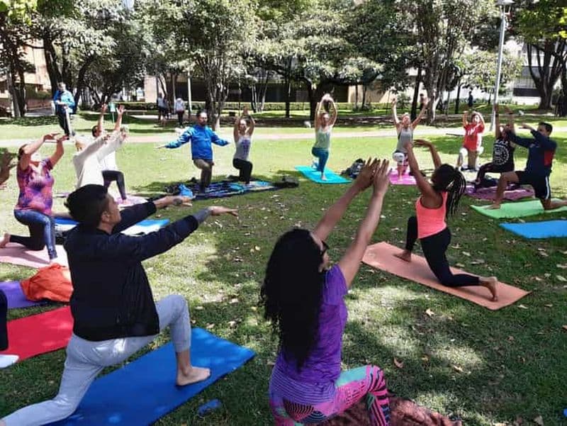 Bogota : Yoga dans le parc et brunch