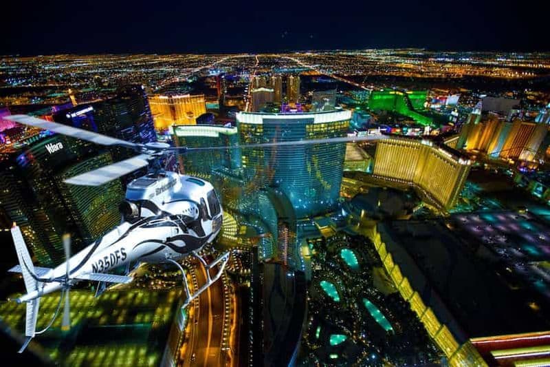 Las Vegas : vol nocturne en hélicoptère au-dessus du Strip