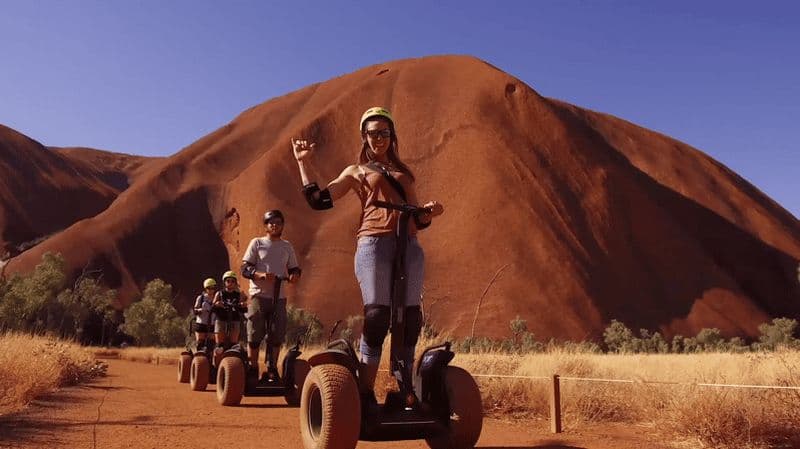 Visite en Segway de la base d'Uluru au lever du soleil
