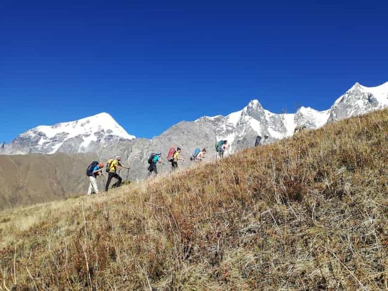 Visite de groupe de trekking en Svanétie depuis Tbilissi : visite d'une journée