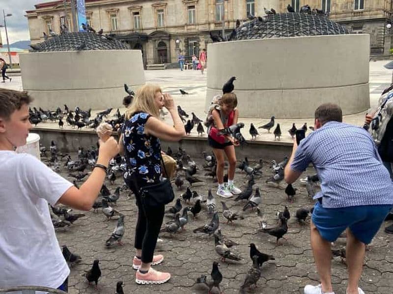 San Jose : Capitale, marché central et découverte de la gastronomie locale