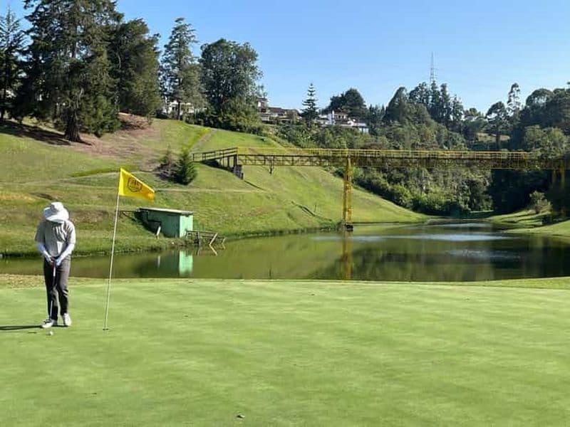 de Medellín : jouez au GOLF à Rionegro ! Visite privée en SUV