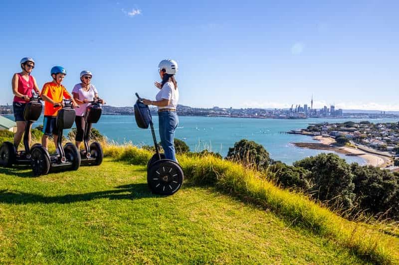 Auckland : Segway jusqu'au sommet du volcan North Head