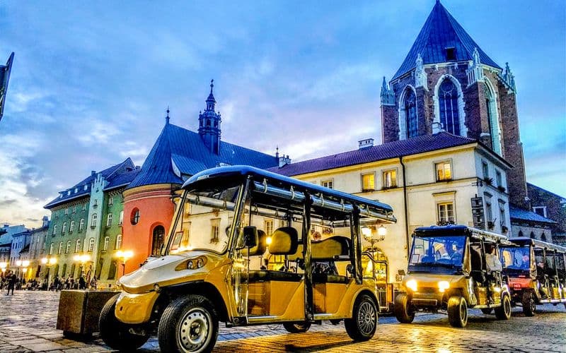 Krakow: Kazimierz Quarter and Former Jewish Ghetto Sightseeing by Golf Cart: Guided Tour