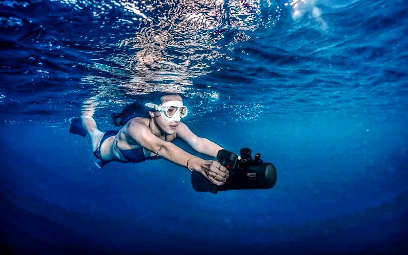 Au départ de Nice : Visite en scooter de mer avec tuba sous l'eau