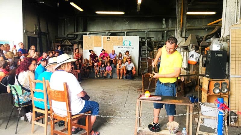 Visite d'une fabrique de verre de Murano avec démonstration de soufflage de verre