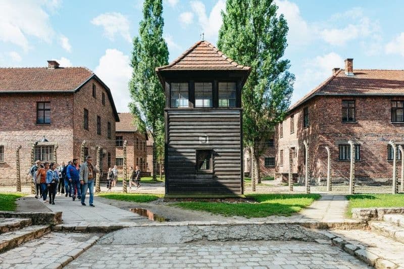 Visite guidée du camp d'Auschwitz-Birkenau avec transferts depuis Cracovie