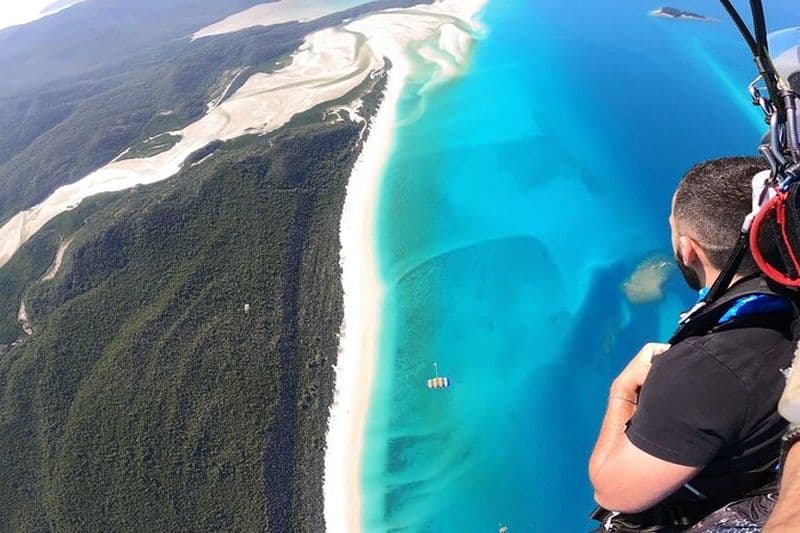 Saut en parachute en tandem à Airlie Beach