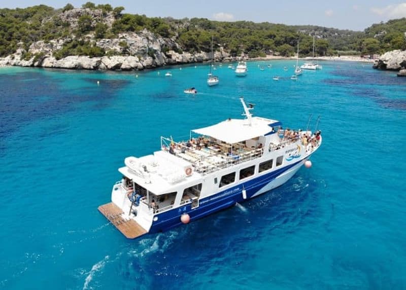 Billet Excursion en bateau dans les criques du sud de Minorque avec déjeuner