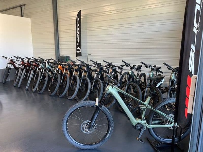 Location de vélos chez Intersport Rent Vaison la Romaine