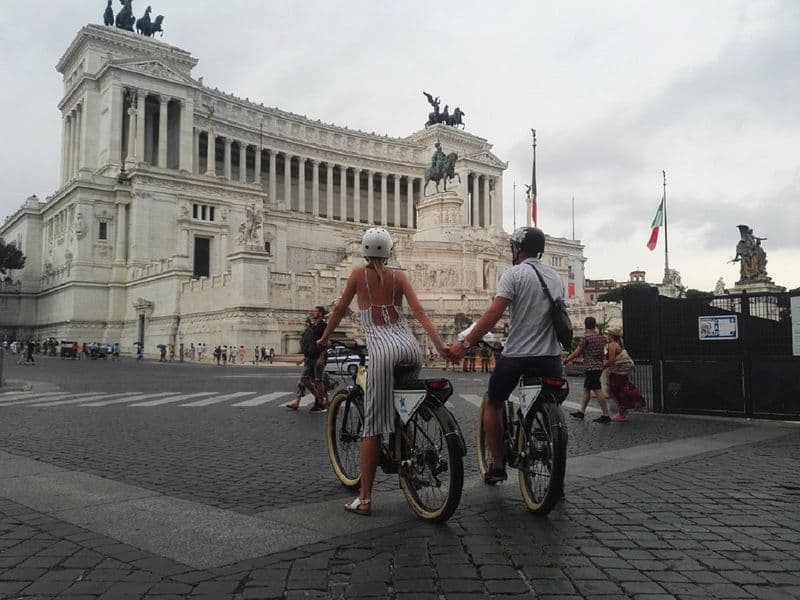 Visite matinale de Rome en vélo électrique avec réalité virtuelle 3D