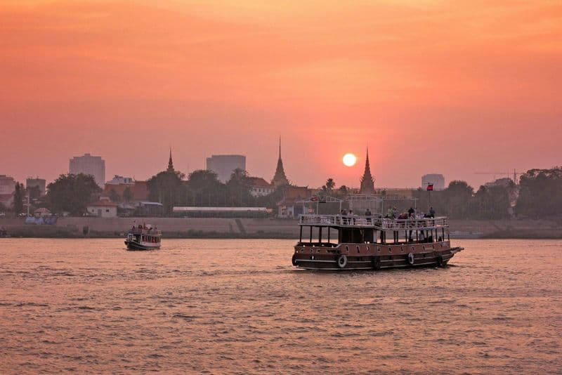 Visite à pied des rives de Phnom Penh