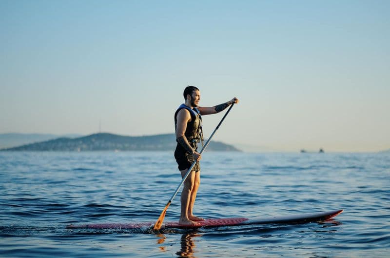 Location de stand-up paddle d'une heure à Bodrum