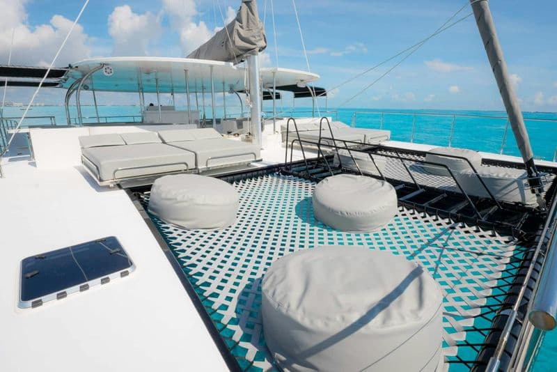 Croisière en catamaran vers Isla Mujeres, beach club et brunch