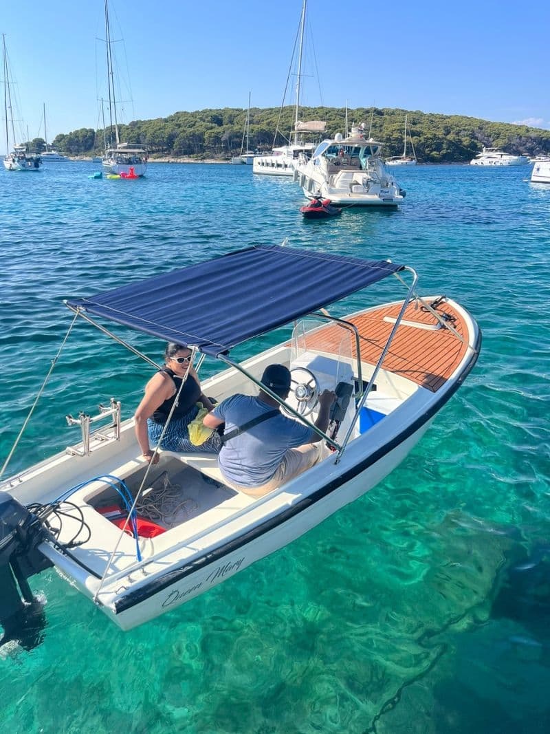 Pasara 470 (Motorboat)