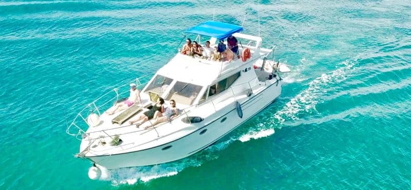 Azimut 35 (Motorboat)