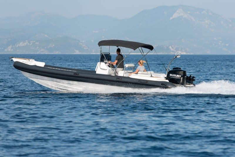 Location de bateau - Fost Obsession 8,60 (Semi-rigid)