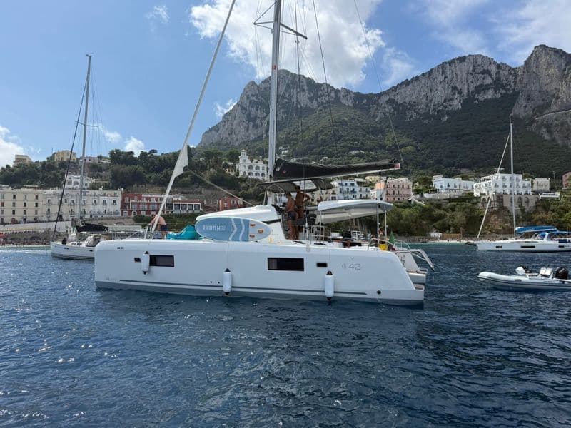 Lagoon 42 (Multihull)