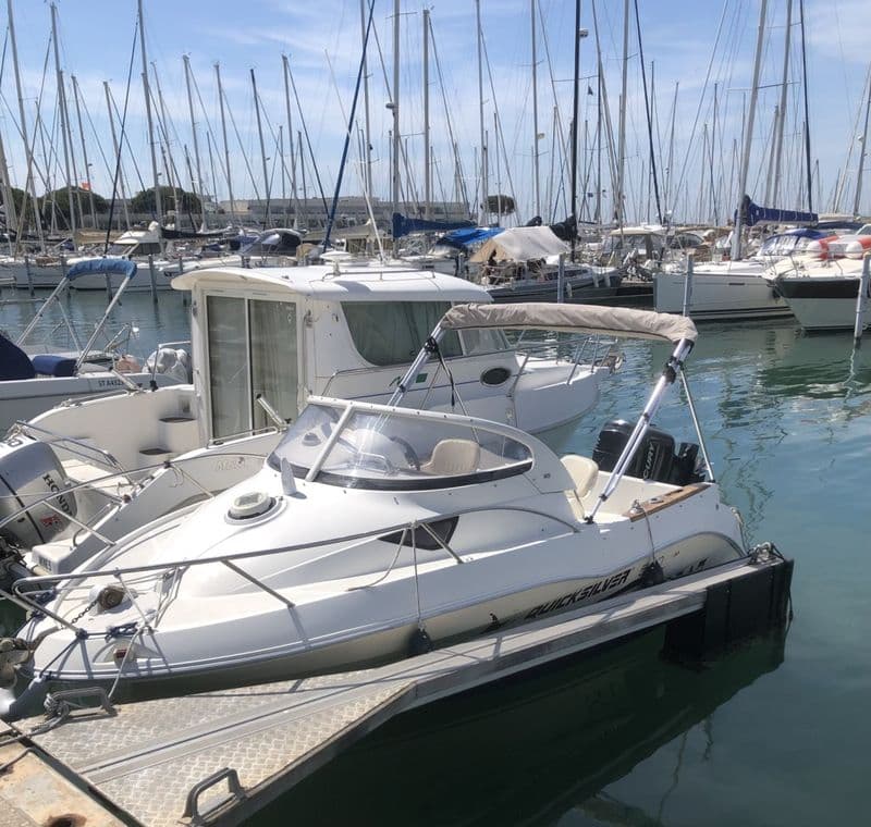 Quicksilver Activ 540 Cabin (Motorboat)